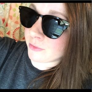 Meet your Posher, Andrea